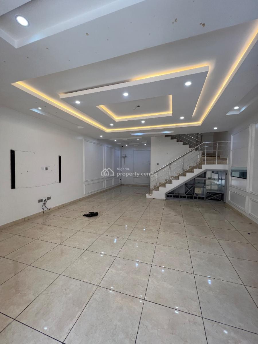 Very Spacious 4 Bedroom Terrace Duplex with Bq, Lekki Phase 1 Right, Lekki Phase 1, Lekki, Lagos, Terraced Duplex for Rent