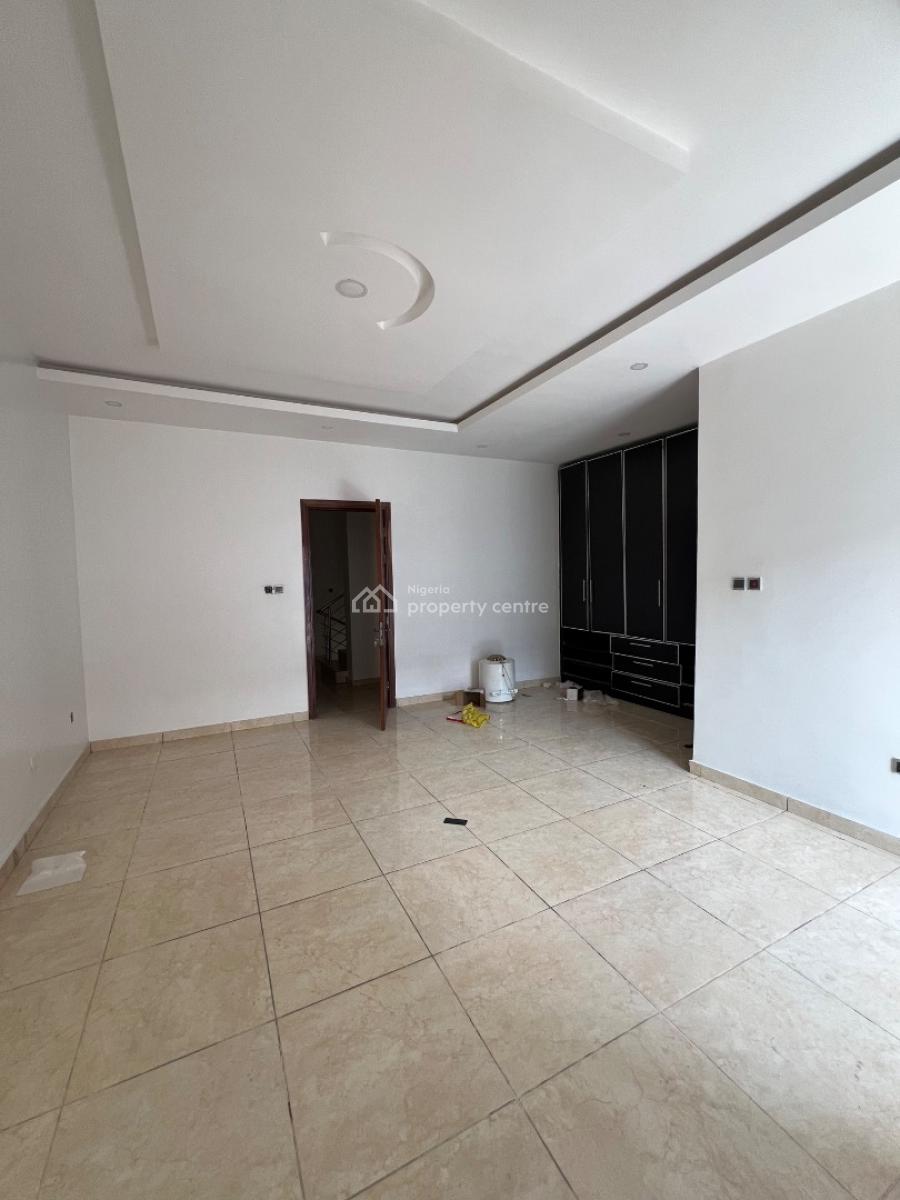 Very Spacious 4 Bedroom Terrace Duplex with Bq, Lekki Phase 1 Right, Lekki Phase 1, Lekki, Lagos, Terraced Duplex for Rent