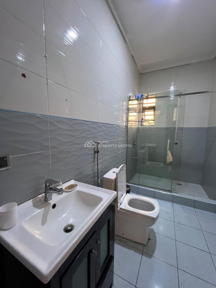 Very Spacious 4 Bedroom Terrace Duplex with Bq, Lekki Phase 1 Right, Lekki Phase 1, Lekki, Lagos, Terraced Duplex for Rent