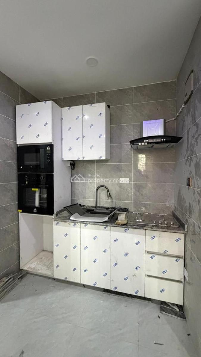 Newly Built 2 Bedroom Apartment, Surulere, Lagos, Flat / Apartment for Sale
