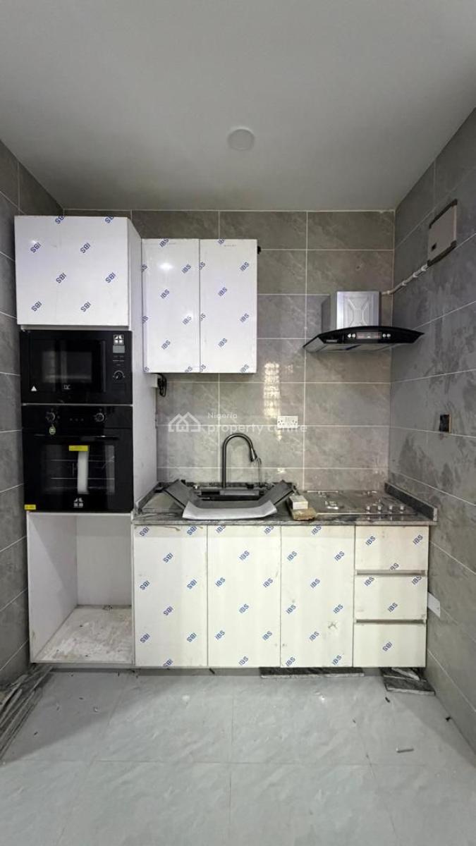 Newly Built 2 Bedroom Apartment, Surulere, Lagos, Flat / Apartment for Sale
