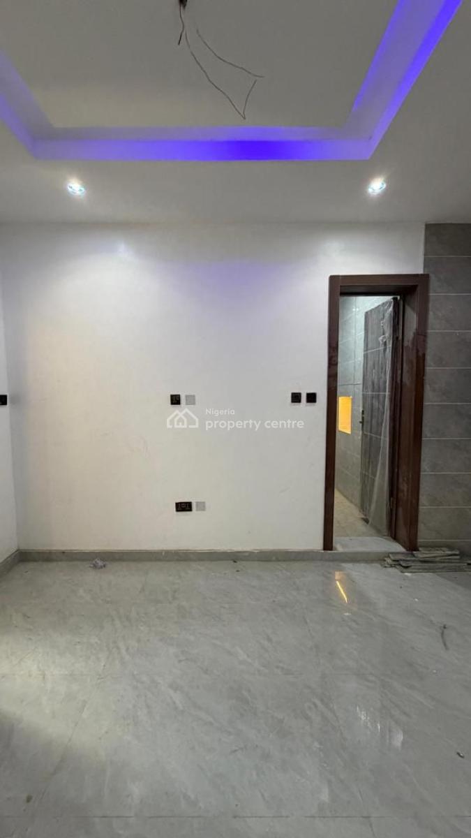 Newly Built 2 Bedroom Apartment, Surulere, Lagos, Flat / Apartment for Sale