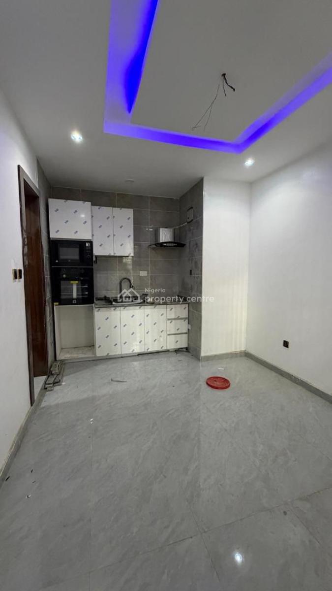 Newly Built 2 Bedroom Apartment, Surulere, Lagos, Flat / Apartment for Sale