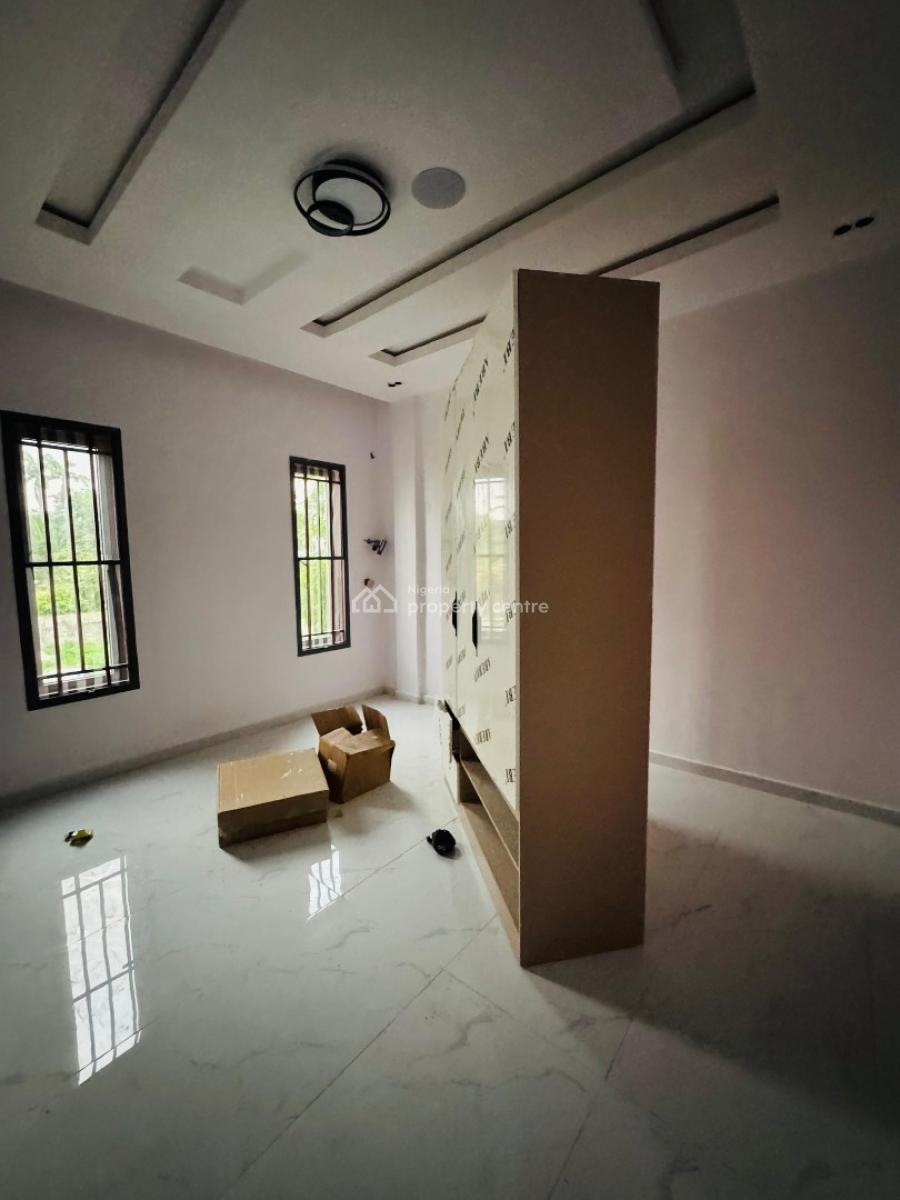 Spaciously Built 4 Bedroom Apartment with a Bq, Gym, Ikeja Gra, Ikeja, Lagos, Flat / Apartment for Sale