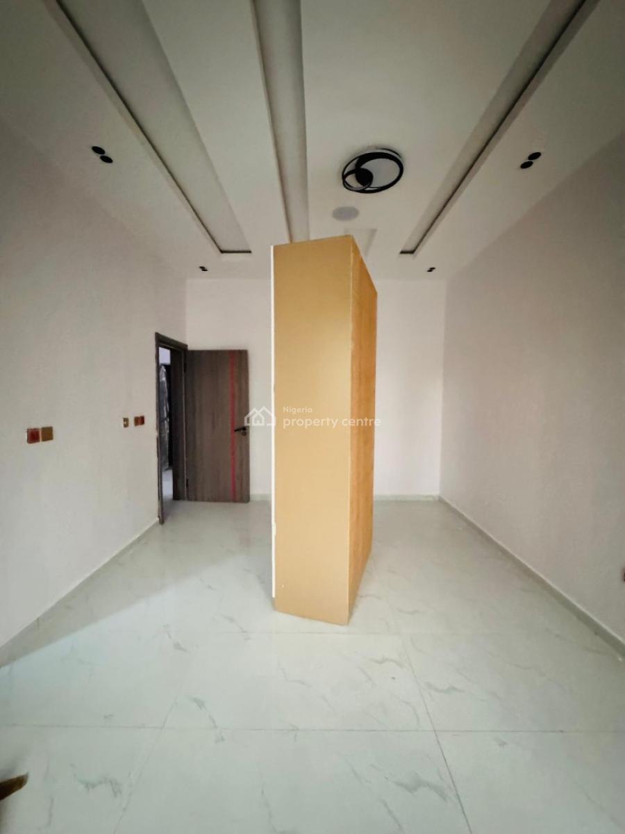 Spaciously Built 4 Bedroom Apartment with a Bq, Gym, Ikeja Gra, Ikeja, Lagos, Flat / Apartment for Sale