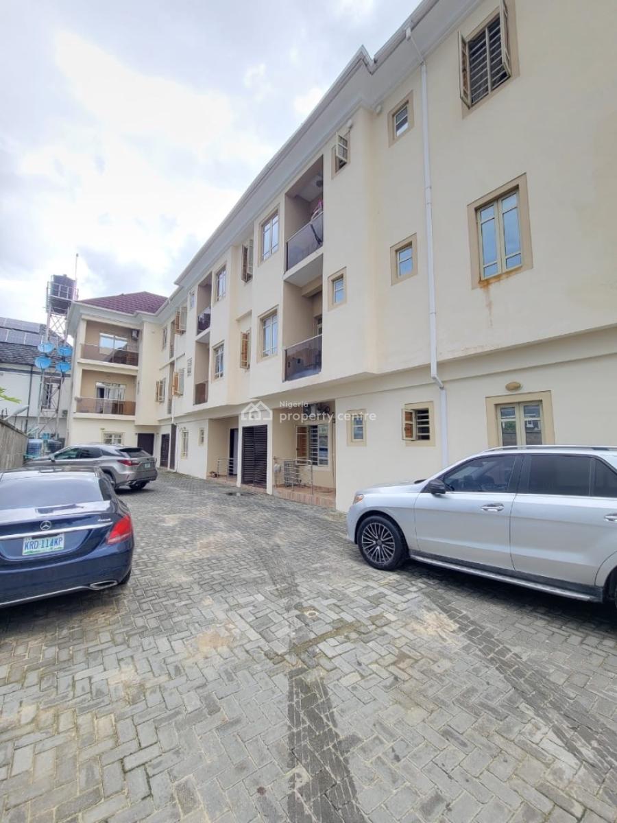 Standard and Sharp 2bedroom Flat, Chevron, Lekki, Lagos, Flat / Apartment for Rent