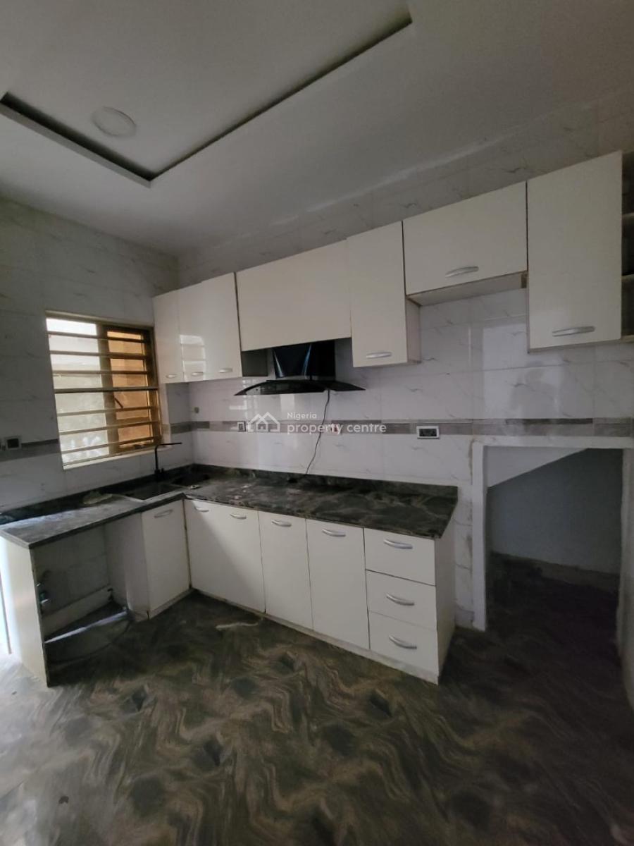 Standard and Sharp 2bedroom Flat, Chevron, Lekki, Lagos, Flat / Apartment for Rent
