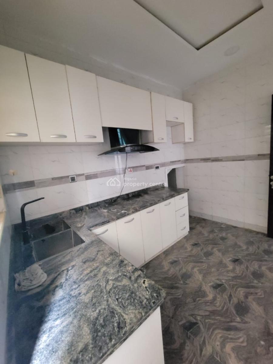 Standard and Sharp 2bedroom Flat, Chevron, Lekki, Lagos, Flat / Apartment for Rent