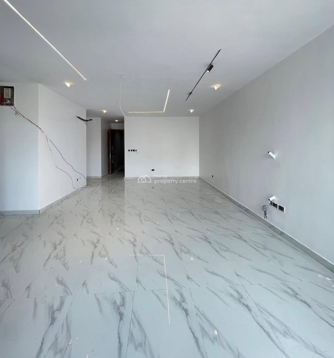 Lovely 3 Bedroom Apartment with Bq, Lekki Phase 1, Lekki Phase 1, Lekki, Lagos, Block of Flats for Sale