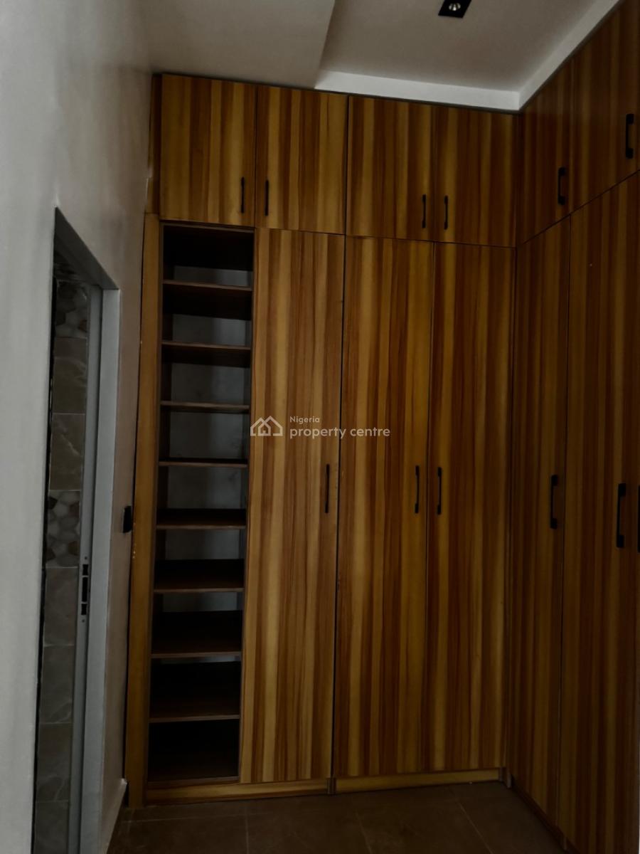 Newly Built Beautiful Spacious 3bedrooms Apartment, Guzape District, Abuja, House for Rent