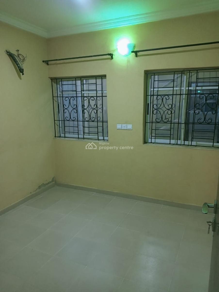 2 Bedroom Flat, Olowora, Magodo, Lagos, House for Rent