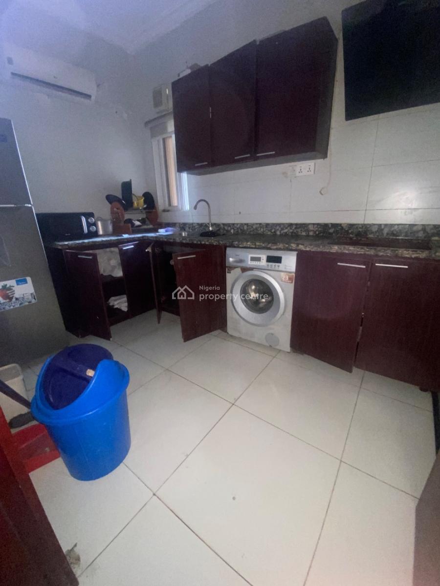 Most Affordable 2-bed in Lekki Phase 1  ₦10.5m/year, Very Close to Admirality Way, Lekki Phase 1, Lekki, Lagos, Flat / Apartment for Rent