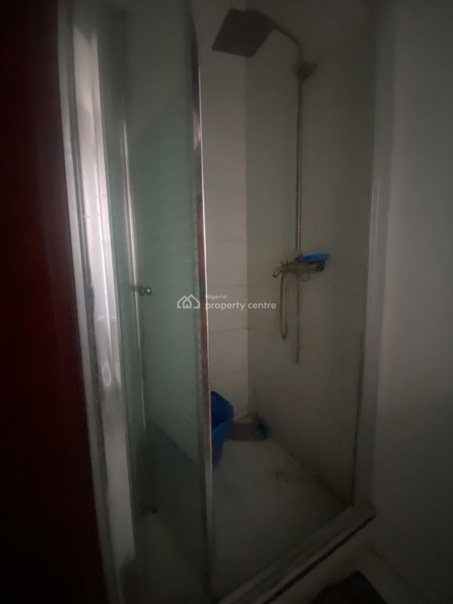 Most Affordable 2-bed in Lekki Phase 1  ₦10.5m/year, Very Close to Admirality Way, Lekki Phase 1, Lekki, Lagos, Flat / Apartment for Rent