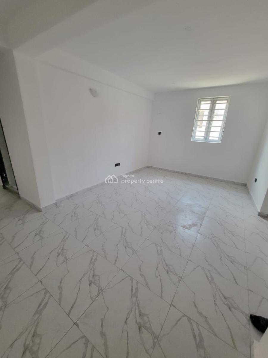 Clean and Spacious 2 Bedroom, Orchid Road, Lekki, Lagos, House for Rent