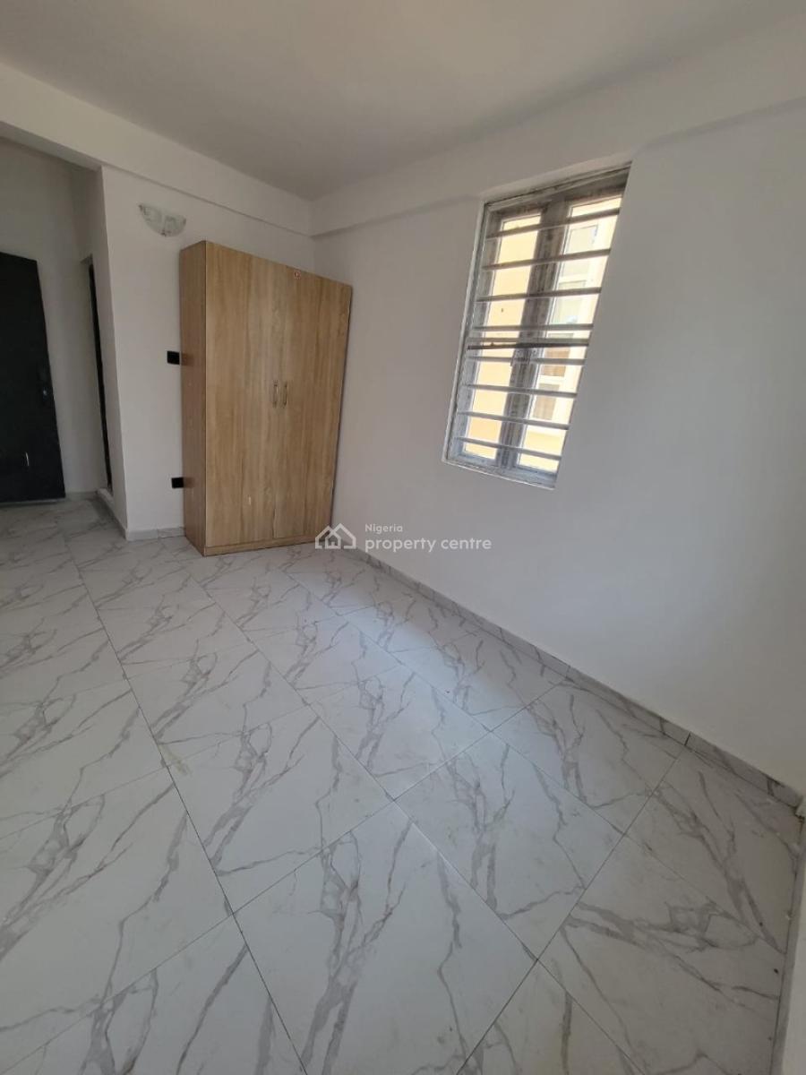 Clean and Spacious 2 Bedroom, Orchid Road, Lekki, Lagos, House for Rent