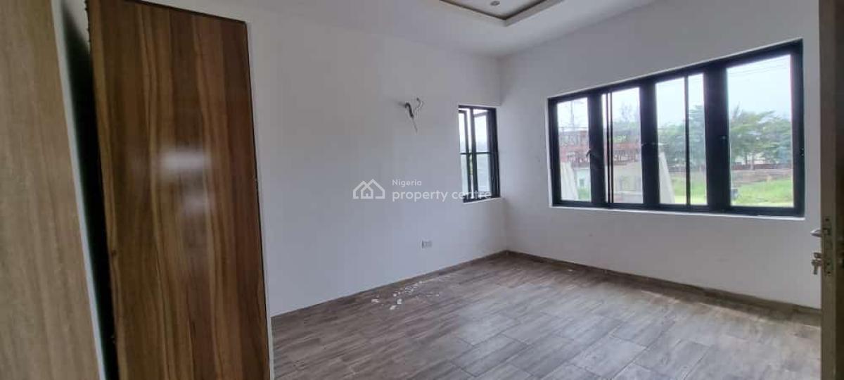 Spacious 2 Bedroom Apartments, Chevron Drive, Lekki Phase 1, Lekki, Lagos, Flat / Apartment for Rent