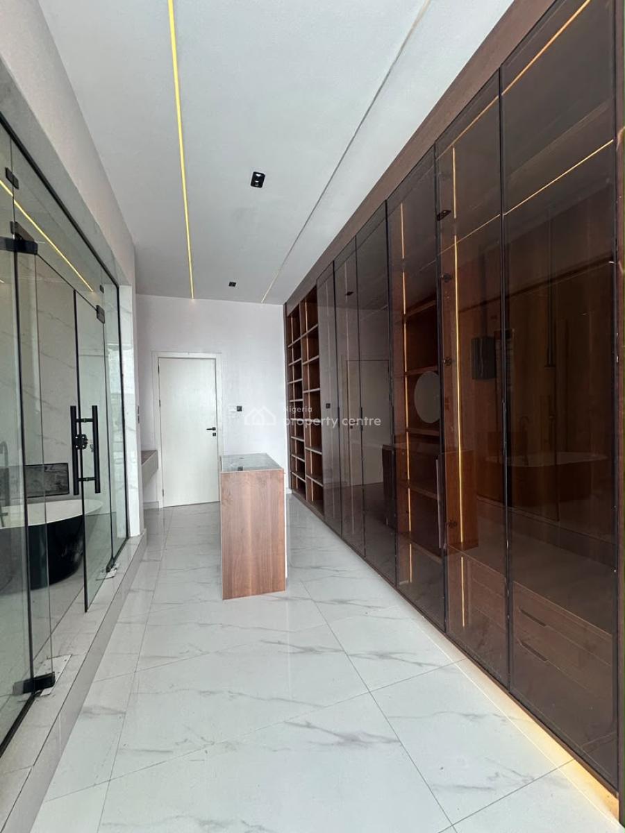 Luxurious 5 Bedroom with Bq, Gym & Swimming Pool, Featuring a Family Lounge & Parking Spaces, Ikota, Lekki, Lagos, Detached Duplex for Sale