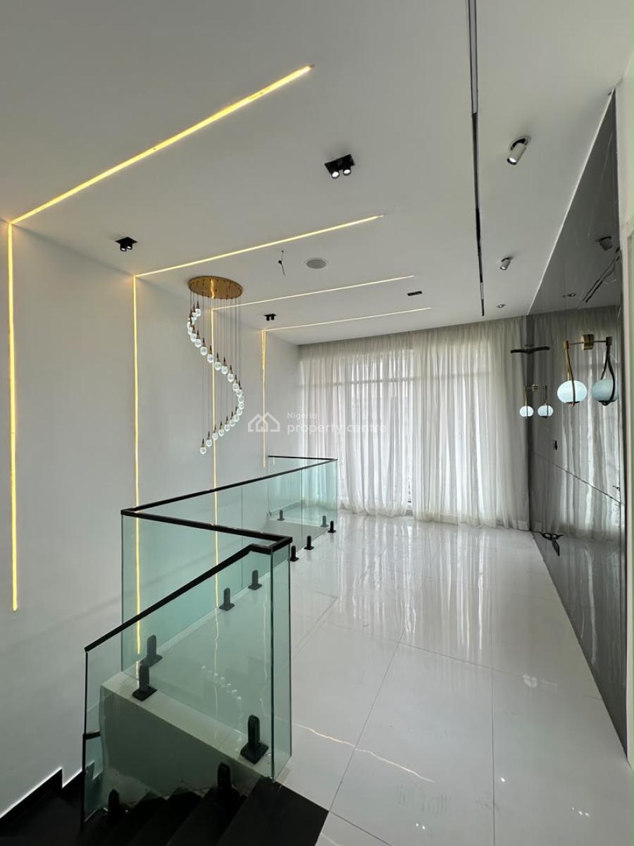 Spacious Luxury 5 Bedroom Terrace Duplex with Self Compound & Bq, All Rooms En-suite, Lekki Phase 1, Lekki, Lagos, Terraced Duplex for Sale