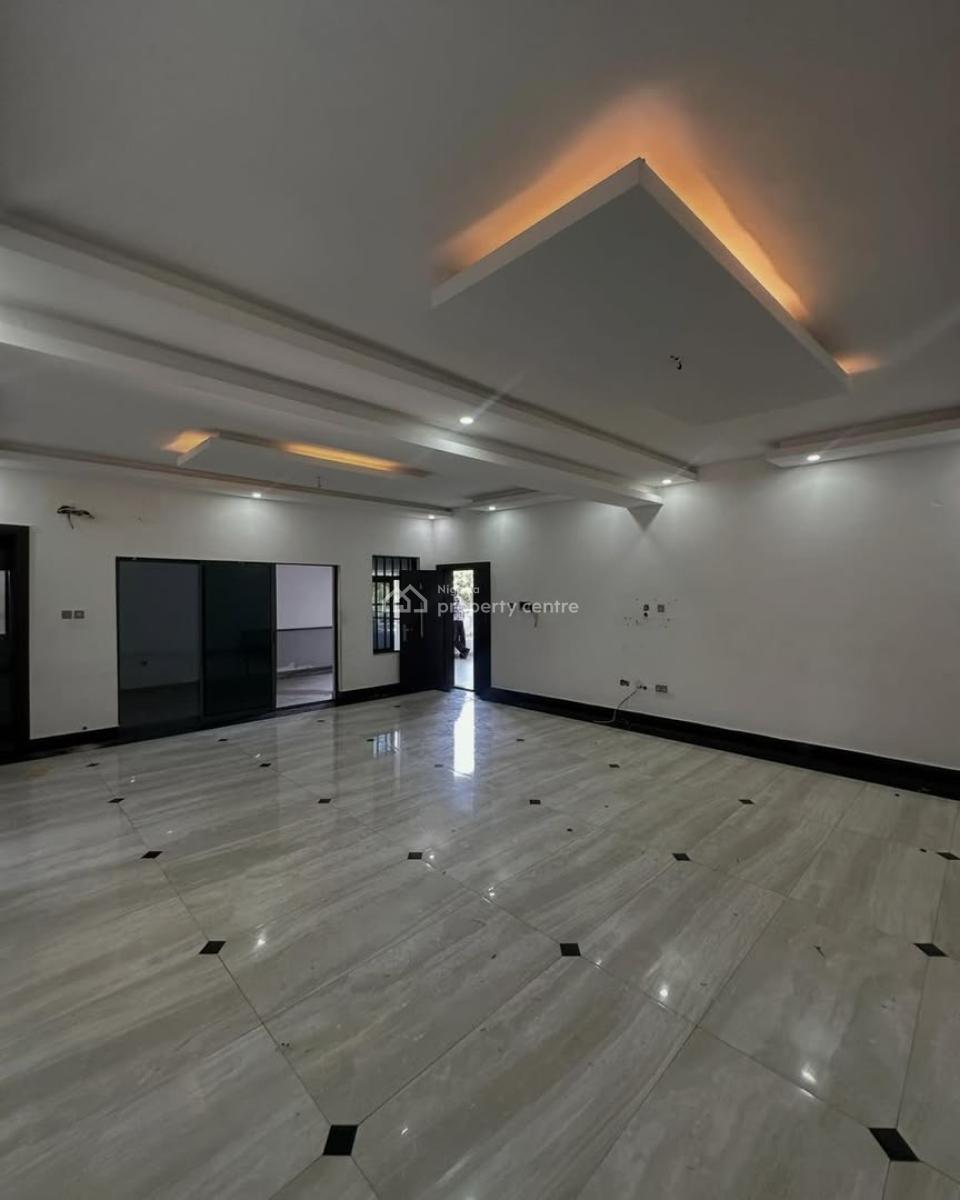Luxury 3 Bedroom Apartment with Bq, Lekki Phase 1, Lekki, Lagos, Flat / Apartment for Rent