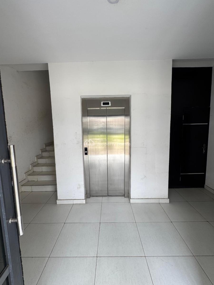 Luxury 3 Bedroom Apartment with Elevator Pool 24light Cctv, Orchid, Lekki, Lagos, House for Rent