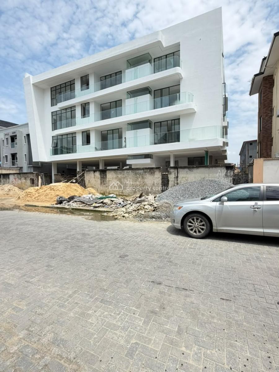 Spacious 2 Bedroom Apartment with Elevator and Swimming Pool, Lekki Phase 1, Lekki, Lagos, Flat / Apartment for Sale