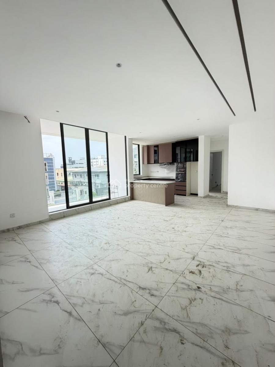 Spacious 2 Bedroom Apartment with Elevator and Swimming Pool, Lekki Phase 1, Lekki, Lagos, Flat / Apartment for Sale