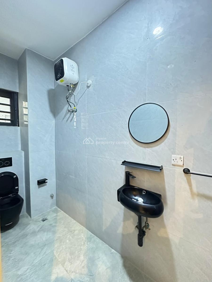 Exquisite 3 Bedroom Apartment with a Spacious Bq & Elevator, Ikate, Lekki, Lagos, Flat / Apartment for Sale