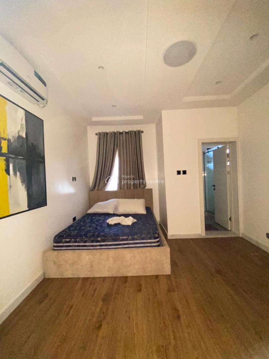 Lovely 3 Bedroom Serviced Apartment with a Swimming Pool, Gym, Lekki Phase 1, Lekki, Lagos, Flat / Apartment for Sale