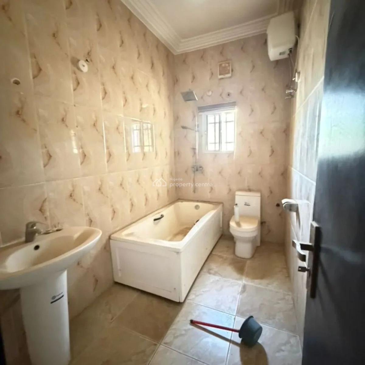 6-bedroom Detached Duplex +bq, and Gate House, Katampe, Abuja, Detached Duplex for Sale