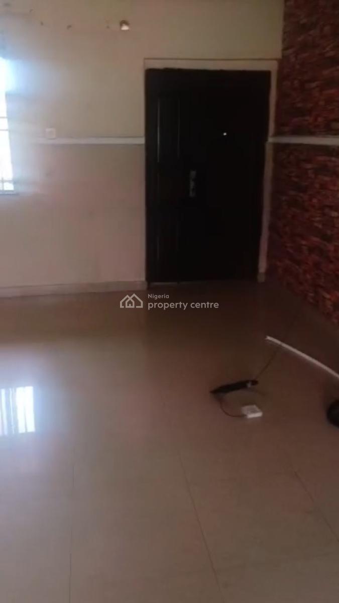 Renovated 3 Bedroom Flat, Medina Estate, Medina, Gbagada, Lagos, House for Rent