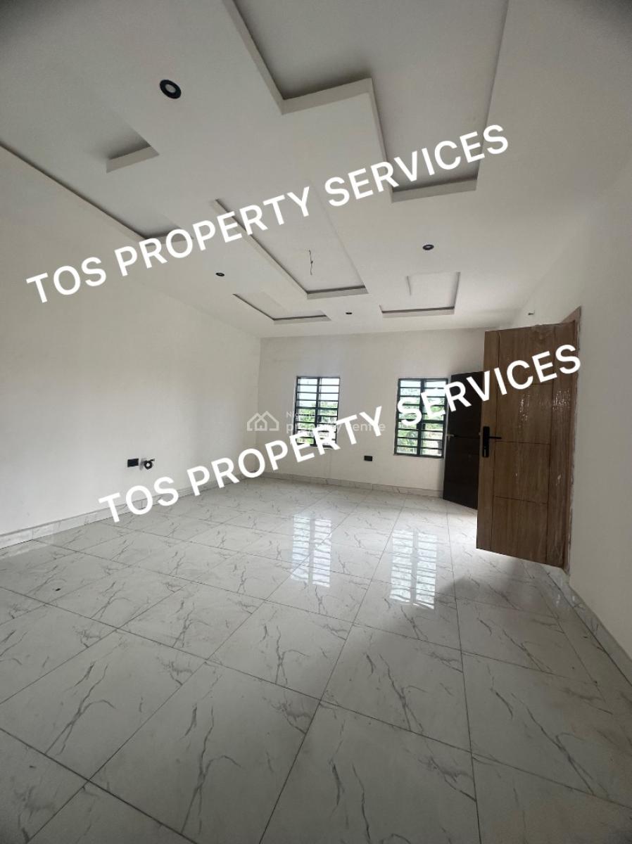 Fresh, Lovely & Spacious 2 Bedroom Flat, Alagomeji-sabo, Sabo, Yaba, Lagos, Flat / Apartment for Rent