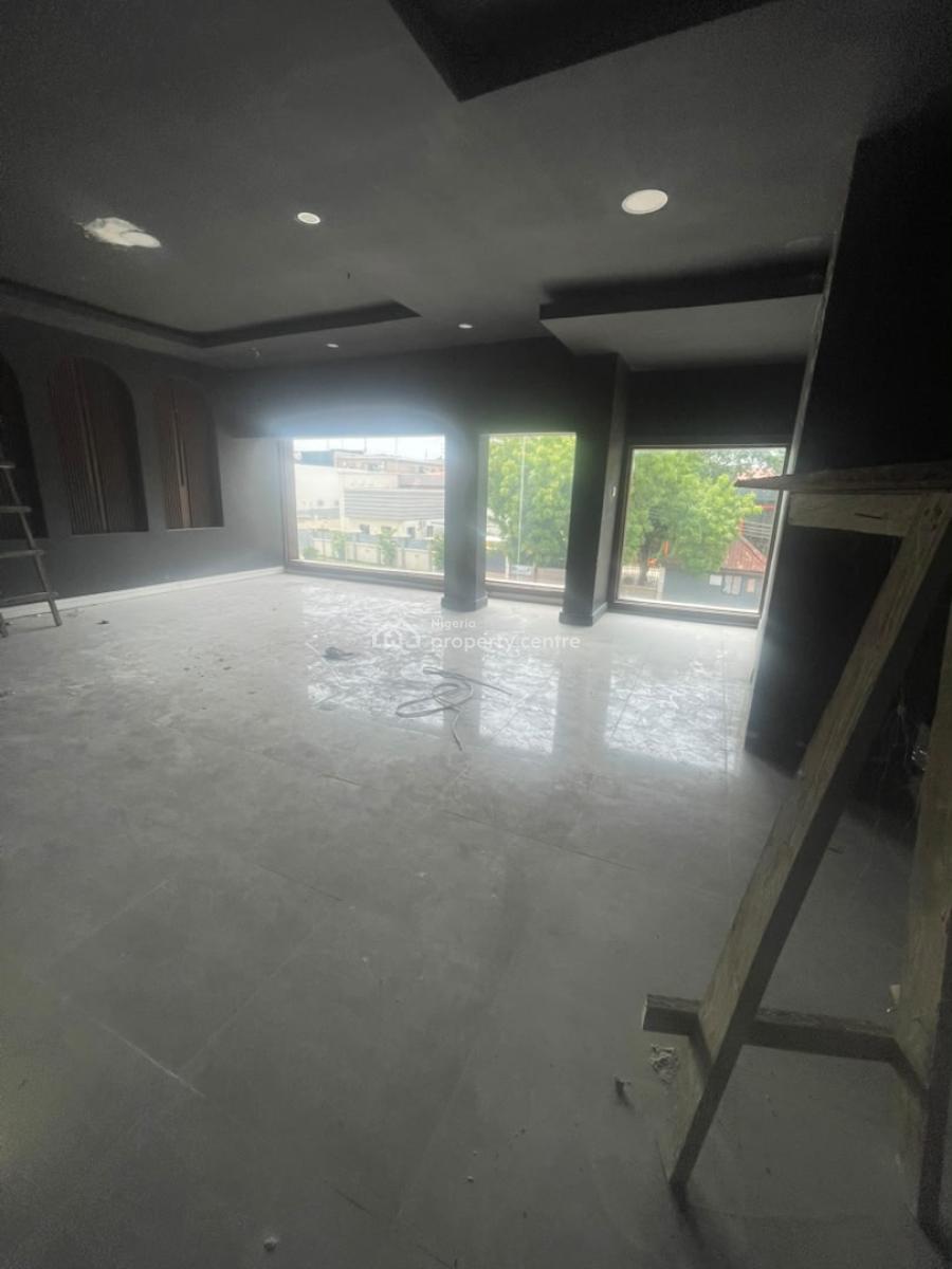 85sqms on The First Floor Facing The Road En-suite, Off Gana, Maitama District, Abuja, Office Space for Rent
