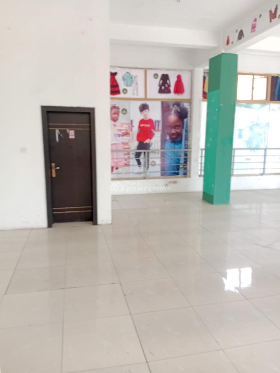 128sqm Standard Commercial Space Suitable for Offices & Retail, Akiogun Road, Lekki Phase 1, Lekki, Lagos, Plaza / Complex / Mall for Rent