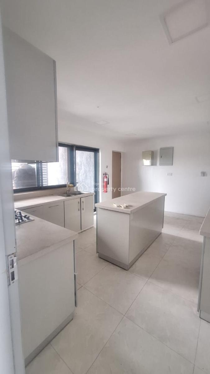 Waterfront 3 Bedroom Condo Lekki Phase 1, Lekki Phase 1, Lekki, Lagos, Flat / Apartment for Rent