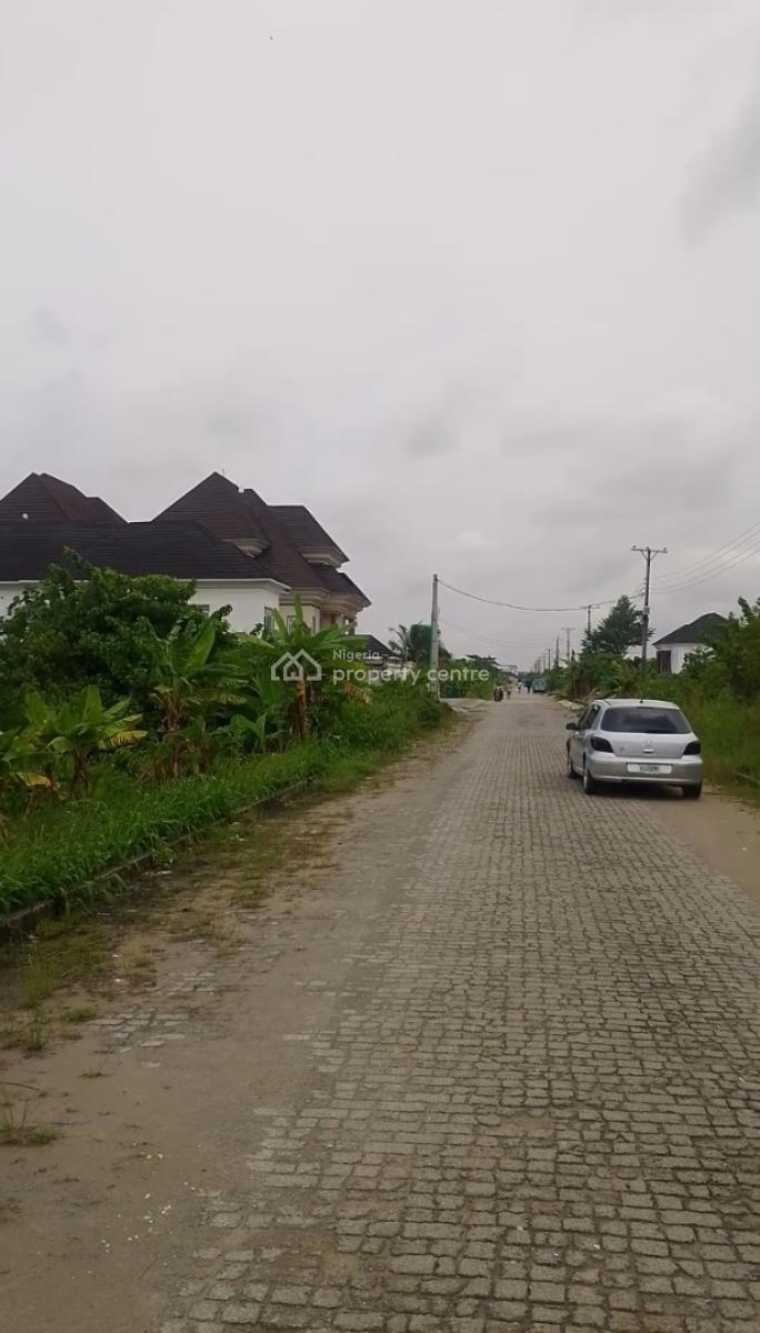 Back in The Market. Solidly Fenced 944.077sqms of Land, Lekki Scbeme 2 Off Abrahan Adesanya Road, Lekki Phase 2, Lekki, Lagos, Mixed-use Land Joint Venture