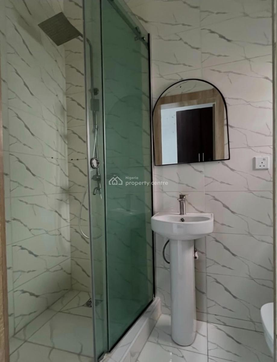 Fully Serviced 3 Bedroom Terrace Duplex with Pool & Gym, Platinum Way, Lekki, Lagos, Terraced Duplex for Rent
