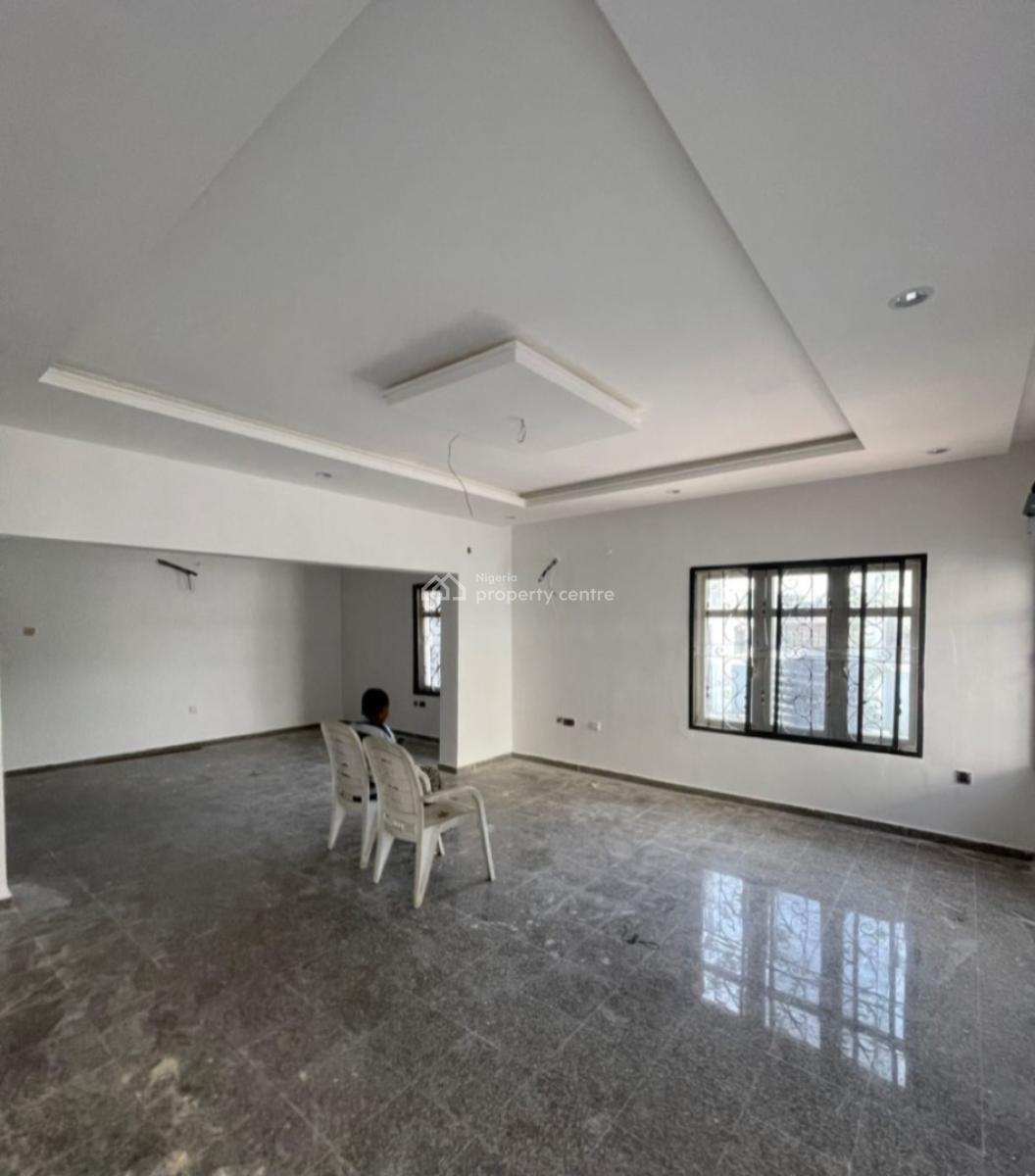 Newly Renovated and Serviced with 24/7 Power Supply 4 Bedroom En-suite, Oniru, Victoria Island (vi), Lagos, Semi-detached Duplex for Rent