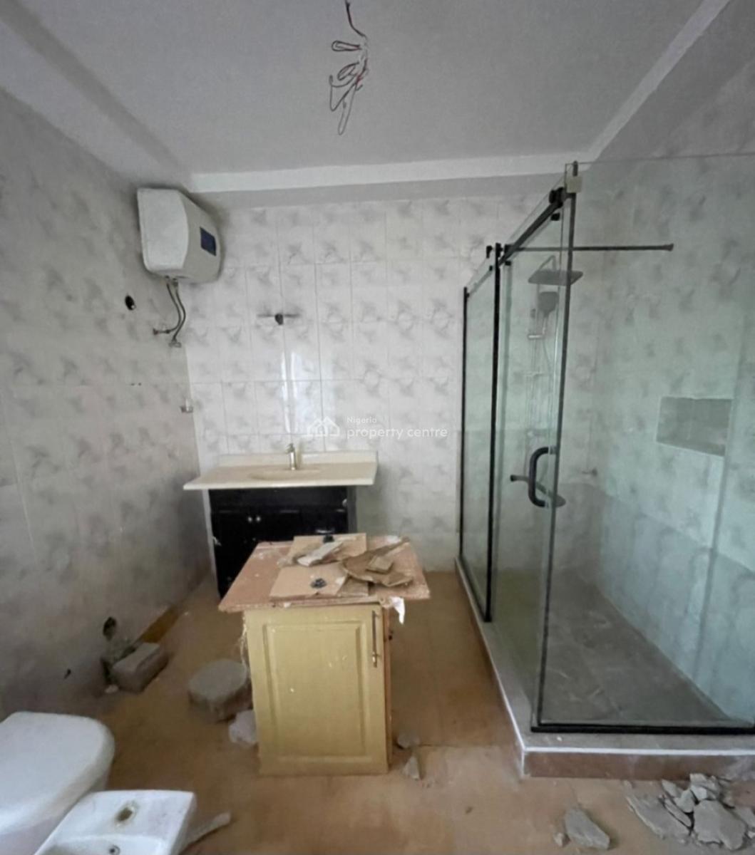 Newly Renovated and Serviced with 24/7 Power Supply 4 Bedroom En-suite, Oniru, Victoria Island (vi), Lagos, Semi-detached Duplex for Rent