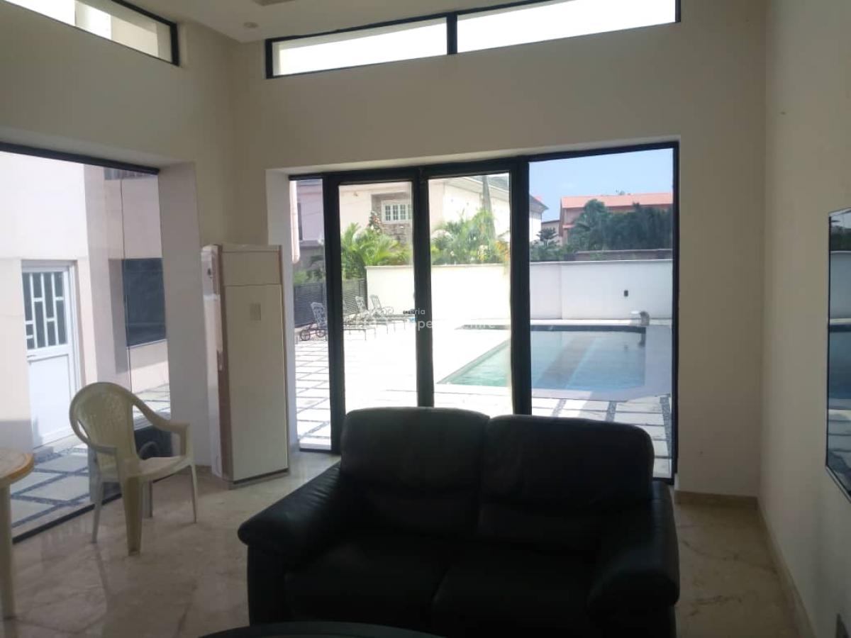 Fully Furnished 2 Bedroom Flat, Maryland, Lagos, Flat / Apartment for Rent