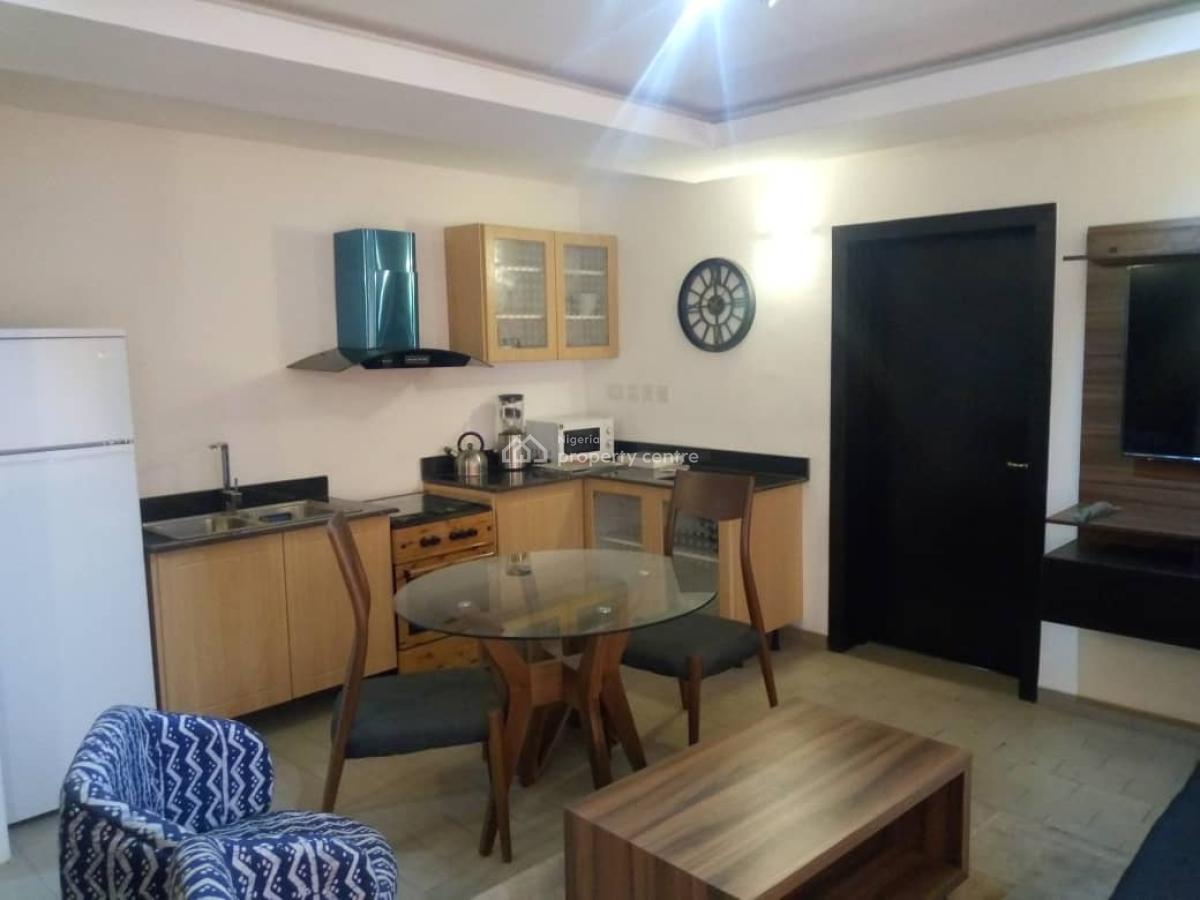 Fully Furnished 2 Bedroom Flat, Maryland, Lagos, Flat / Apartment for Rent