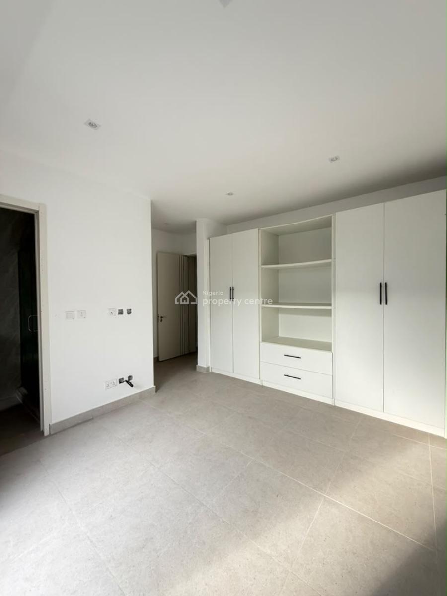 Spacious 3 Bedroom Apartment Suitable for Investment, Ikate, Lekki, Lagos, House for Sale