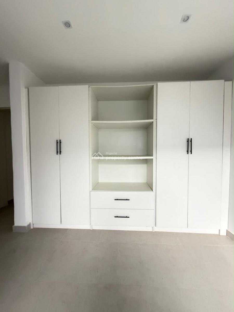 Spacious 3 Bedroom Apartment Suitable for Investment, Ikate, Lekki, Lagos, House for Sale