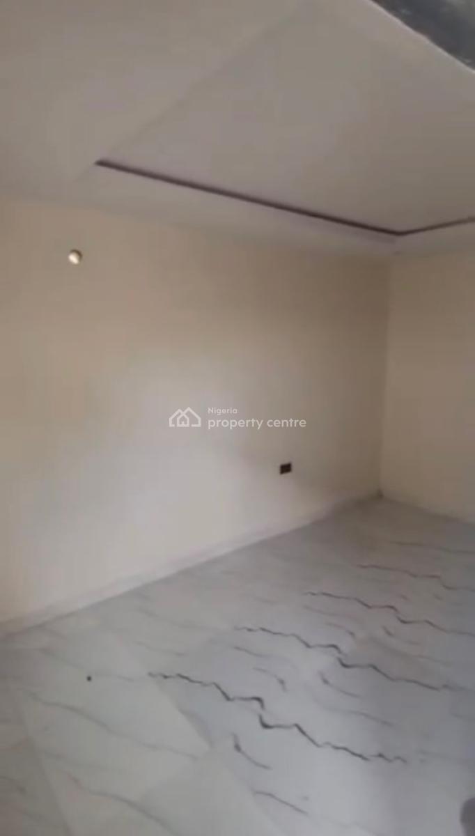 Room Self Relatively New Ground Floor Pop Ceiling, Pedro, Gbagada, Lagos, Self Contain (single Rooms) for Rent
