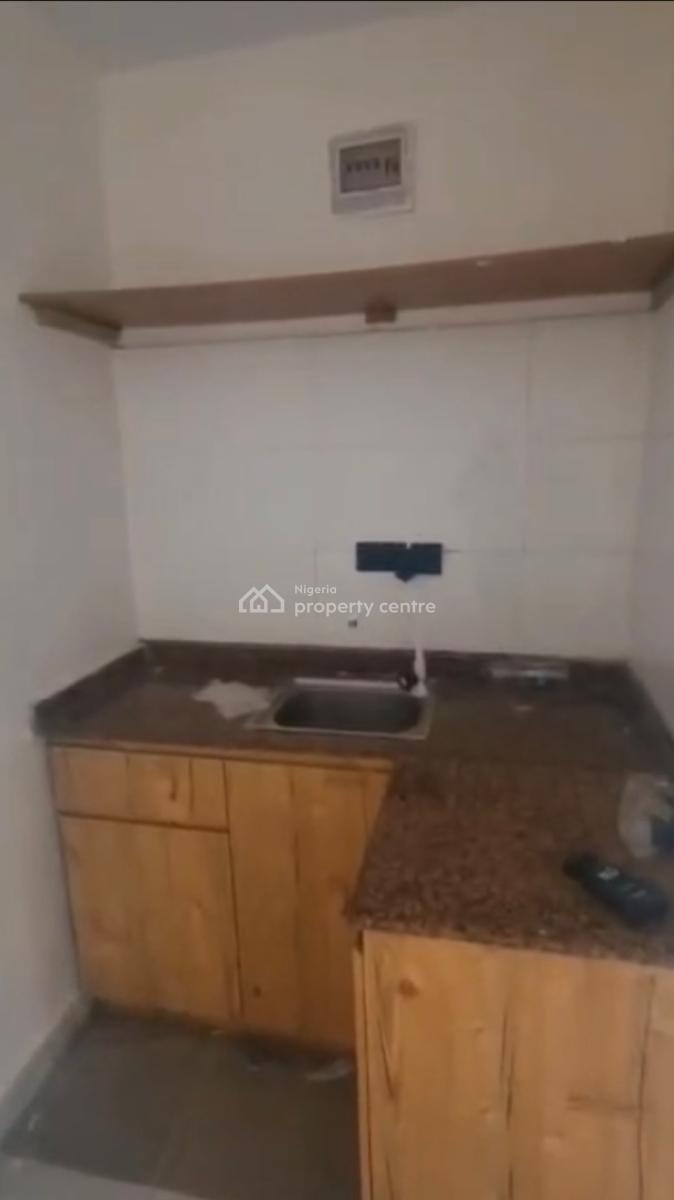 Room Self Relatively New Ground Floor Pop Ceiling, Pedro, Gbagada, Lagos, Self Contain (single Rooms) for Rent