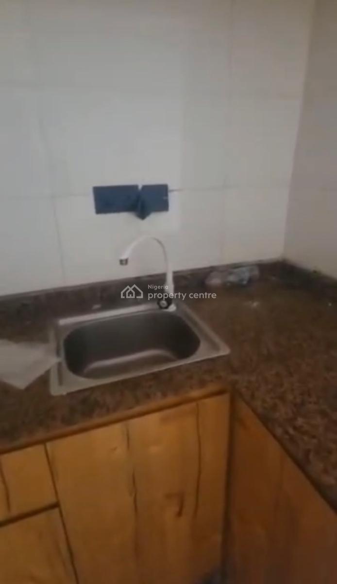 Room Self Relatively New Ground Floor Pop Ceiling, Pedro, Gbagada, Lagos, Self Contain (single Rooms) for Rent