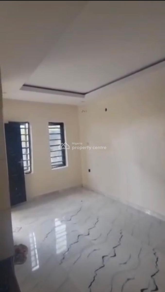 Room Self Relatively New Ground Floor Pop Ceiling, Pedro, Gbagada, Lagos, Self Contain (single Rooms) for Rent