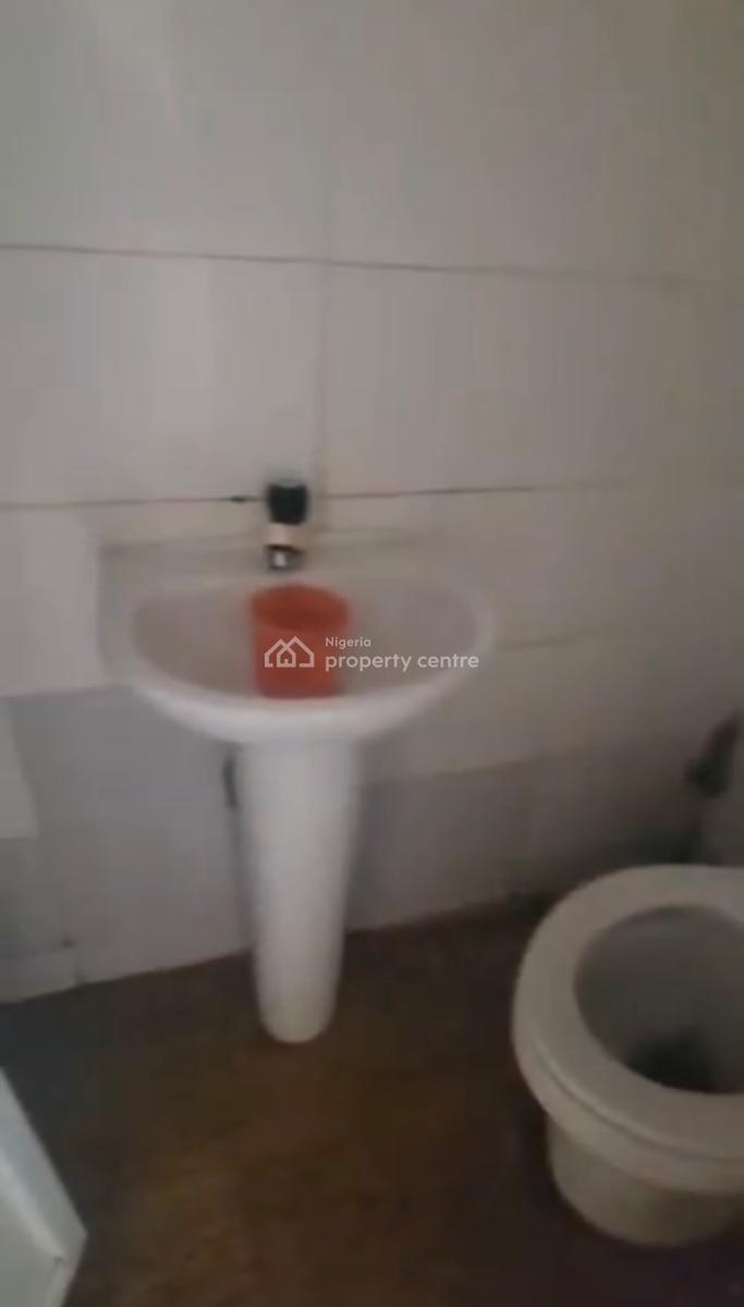 Room Self Relatively New Ground Floor Pop Ceiling, Pedro, Gbagada, Lagos, Self Contain (single Rooms) for Rent