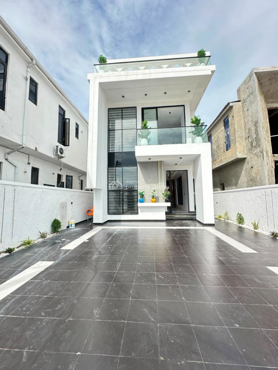 Outstanding Spacious Luxury 5 Bedroom Fully Detached Duplex with a Bq, Ikota, Lekki, Lagos, Detached Duplex for Sale