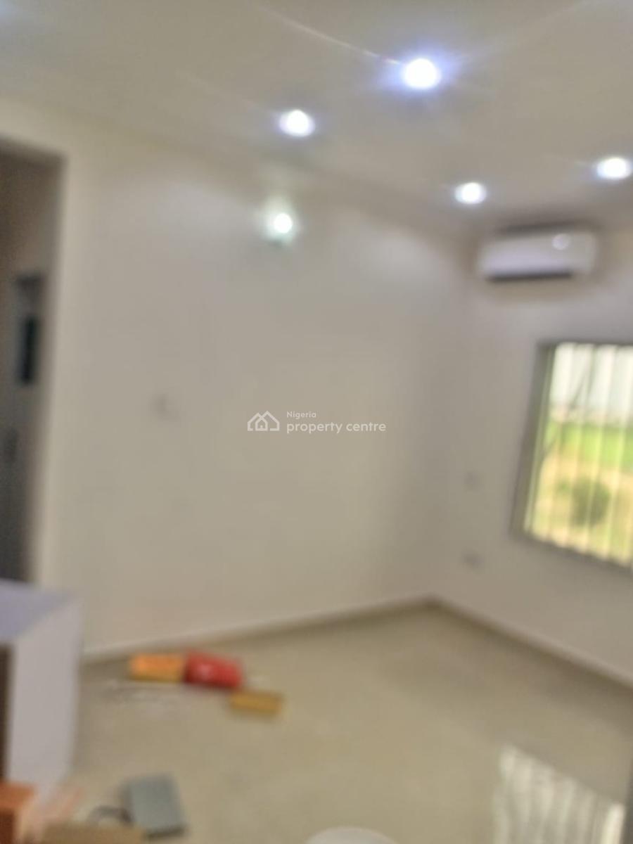 Purposely Built Standard Mini Flat, Chevron Drive, Lekki Expressway, Lekki, Lagos, Mini Flat (room and Parlour) for Rent