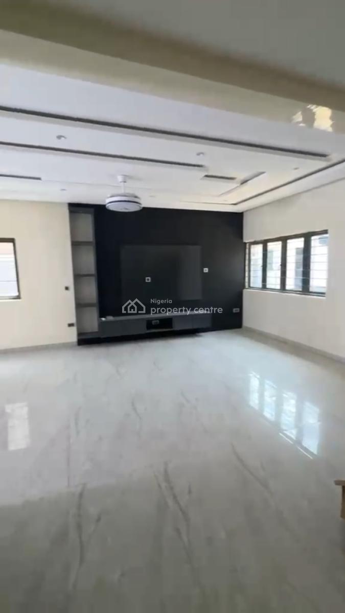 4-bedroom Semi-detached Duplex with 2 Room Bq in Kado, Kado, Abuja, Semi-detached Duplex for Sale